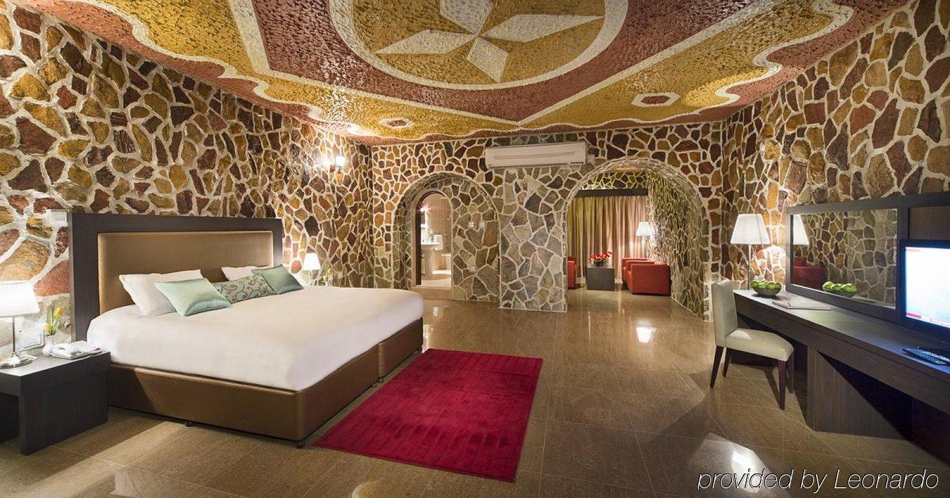 Mahadha Hotel Wādiyayn Kültér fotó