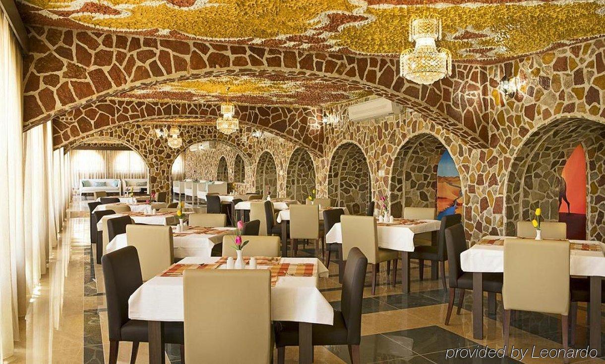 Mahadha Hotel Wādiyayn Kültér fotó
